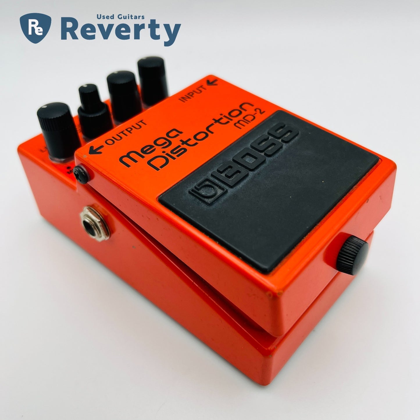 Boss MD-2 Mega Distortion Guitar Effect Pedal Made in Taiwan Silver Label Used