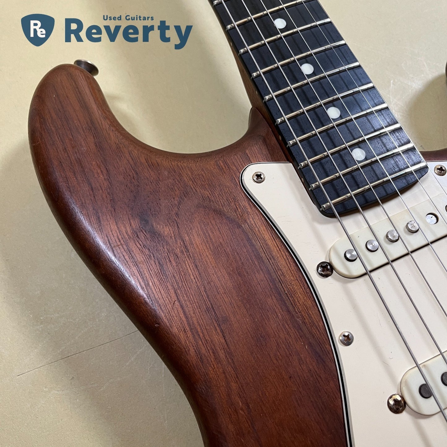Fender ST62-115 WAL '62 Stratocaster Reissue Made in Japan 1985 Walnut Edition