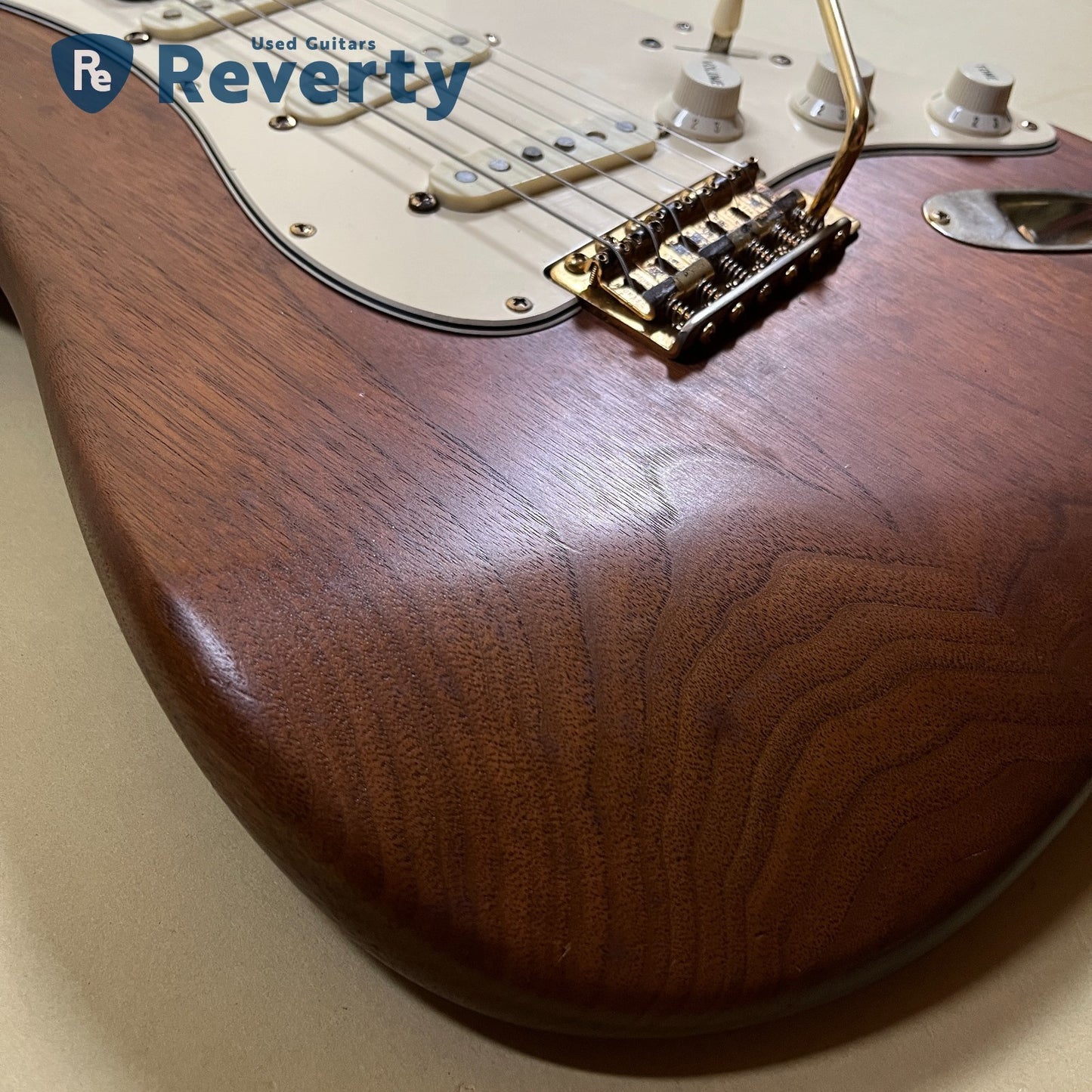 Fender ST62-115 WAL '62 Stratocaster Reissue Made in Japan 1985 Walnut Edition