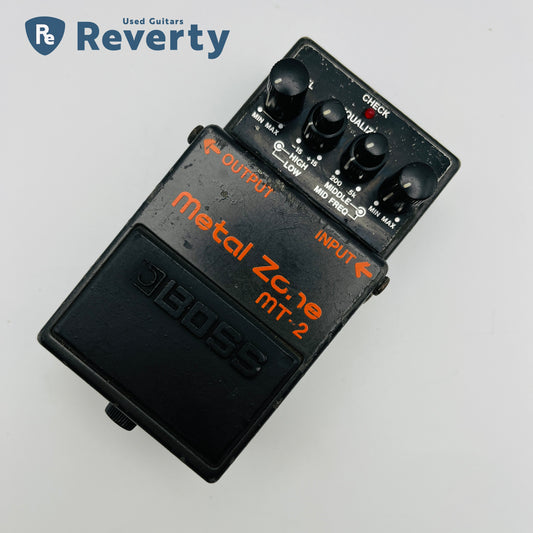 Boss MT-2 Metal Zone Guitar Effects Pedal Distortion Made in Taiwan Used