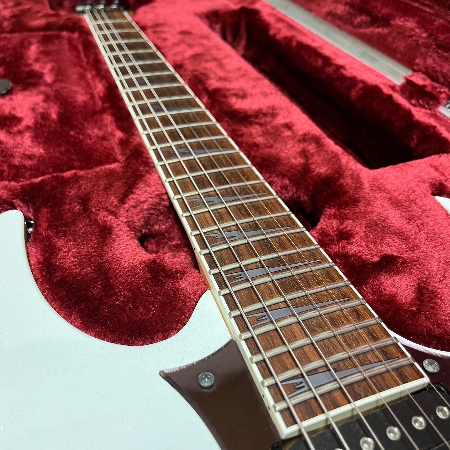 Ibanez RG2550Z-GW Prestige with Bound Rosewood Fretboard 2008 - 2014 - Galaxy White