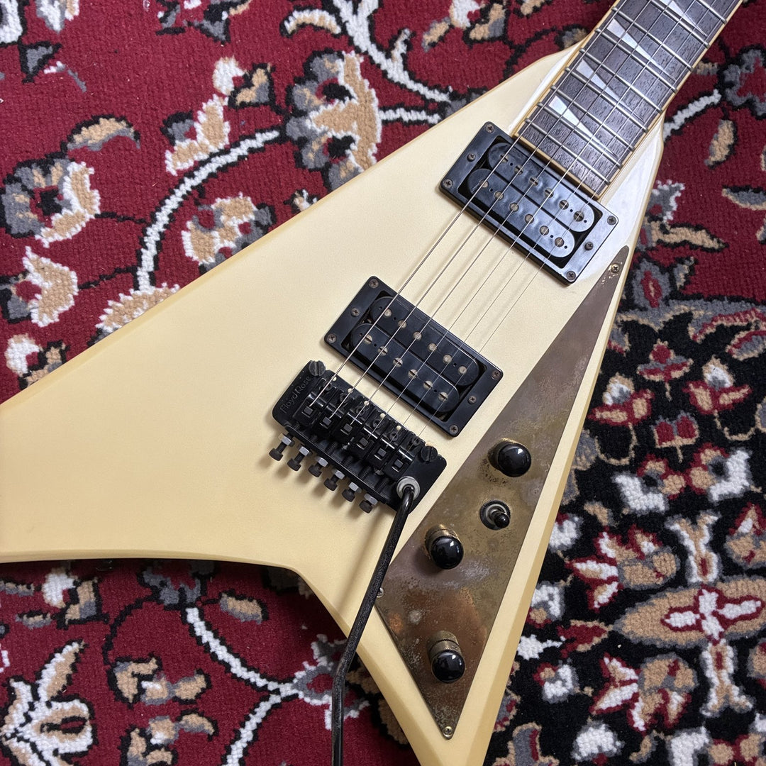 1986 Fernandes JS-110 Limited Edition Rhoads V Pearl White Floyd Rose MIJ Japan