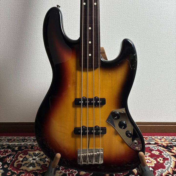 2020 Fender MIJ Traditional 60s Jazz Bass Fretless 3-Color Sunburst Japan Ltd