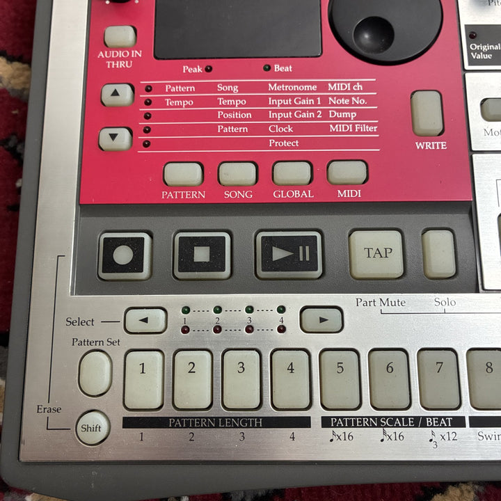 Korg Electribe R ER-1 Rhythm Synthesizer Drum Machine Original Non-mkII w/ PSU