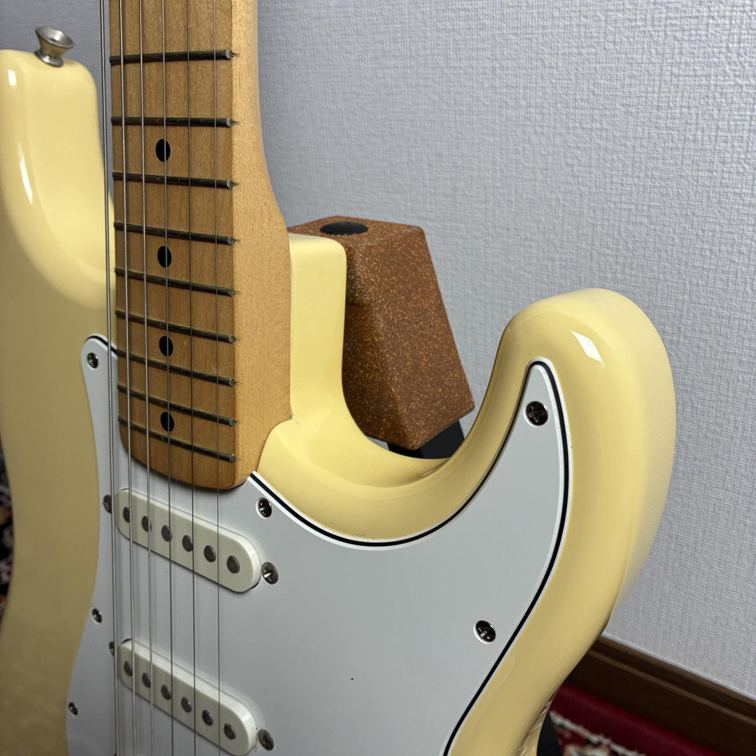 1993-94 Fender Japan ST72-53 Order Made Stratocaster Yellow White MIJ Fujigen