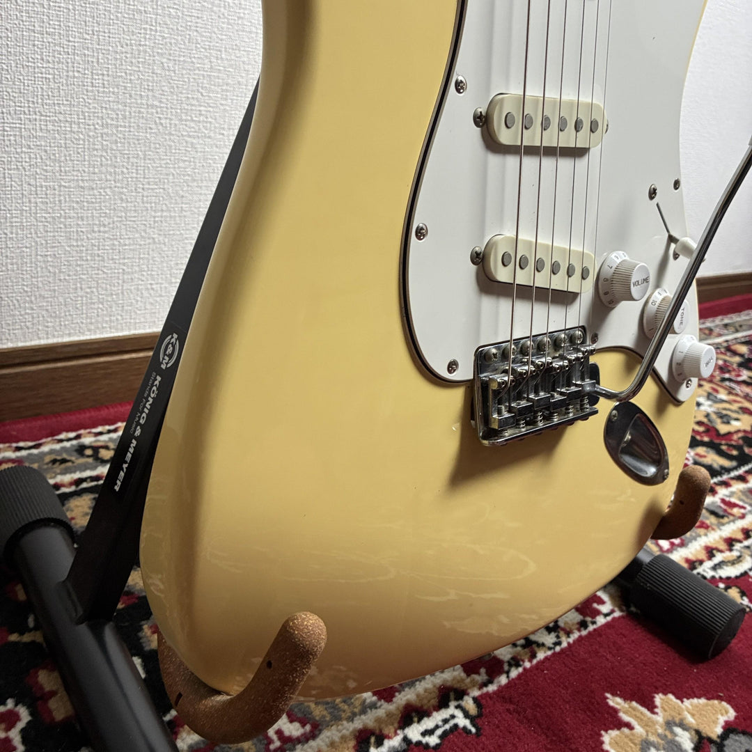 1993-94 Fender Japan ST72-53 Order Made Stratocaster Yellow White MIJ Fujigen