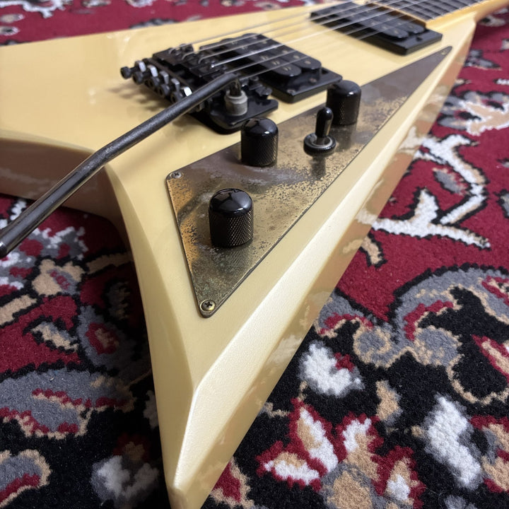 1986 Fernandes JS-110 Limited Edition Rhoads V Pearl White Floyd Rose MIJ Japan