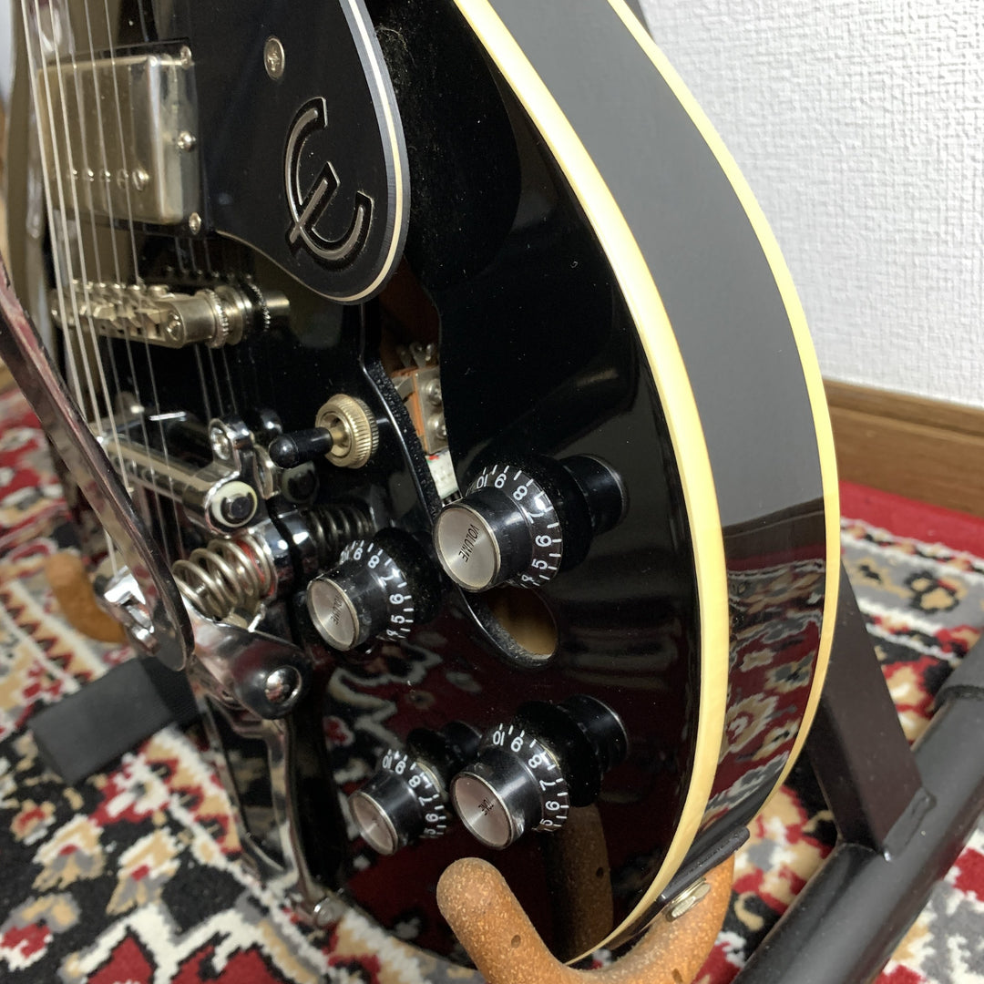 Epiphone Dot ES 339 Ebony Vibrato Semi-Hollow Electric Guitar 2016