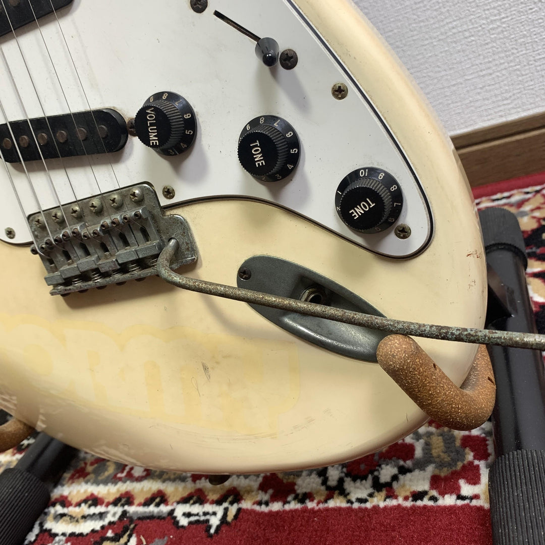 1985-86 Fender Japan ST72 &