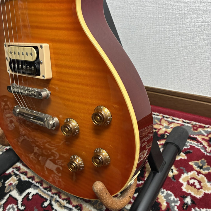 Edwards by ESP Limited Model Les Paul Type Guitar Seymour Duncan Honey Burst