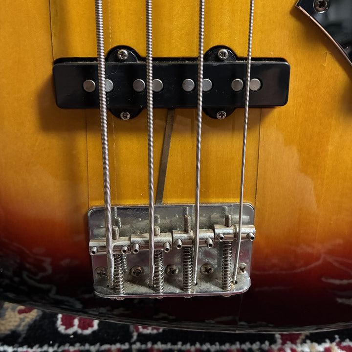 2020 Fender MIJ Traditional 60s Jazz Bass Fretless 3-Color Sunburst Japan Ltd