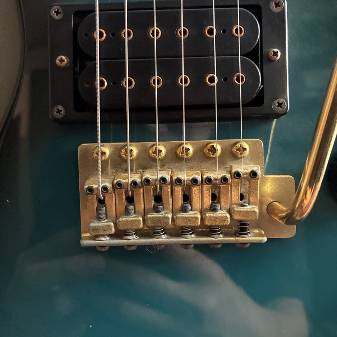 1982-83 Aria Pro II ZZ Deluxe Explorer Blue Burst MIJ Matsumoku Gold HW w/OHSC