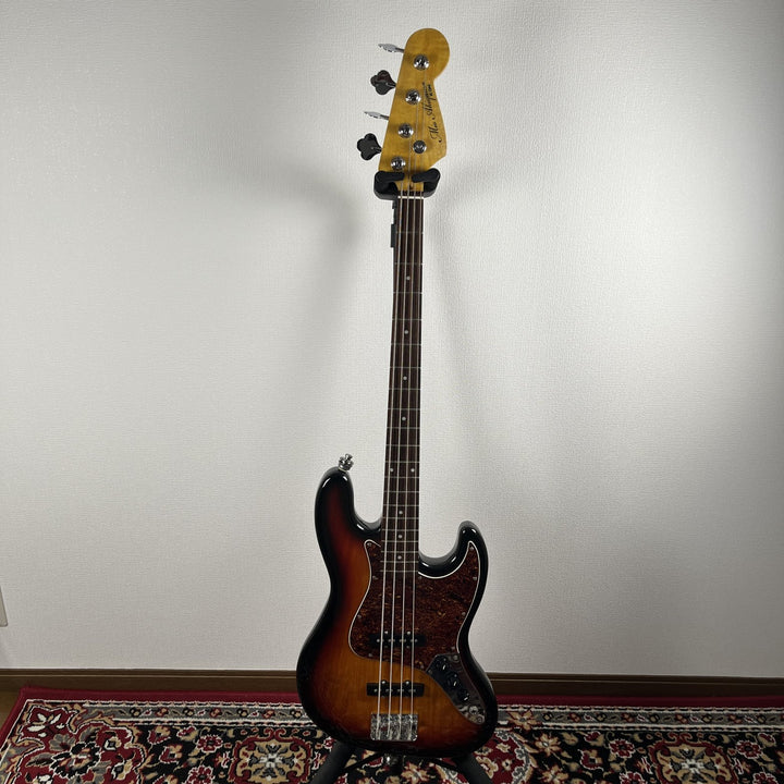 2009 K-ON! KJB-MIO Mio Akiyama Jazz Bass 3-Tone Sunburst Right-Handed w/ Case