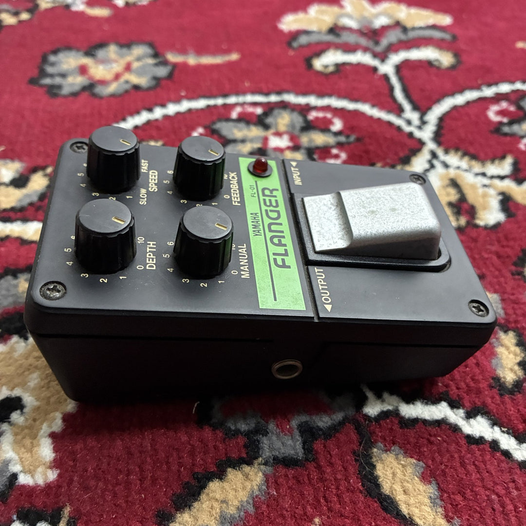 1980s Yamaha FL-01 Flanger PSE Series Analog BBD Vintage Effect Pedal MIJ Japan