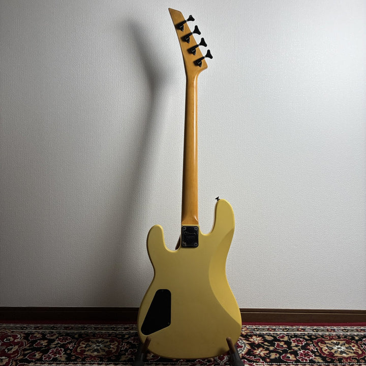 1986-1989 Charvel Model 1B Bass MIJ Vintage White Maple Jackson J-20 Japan