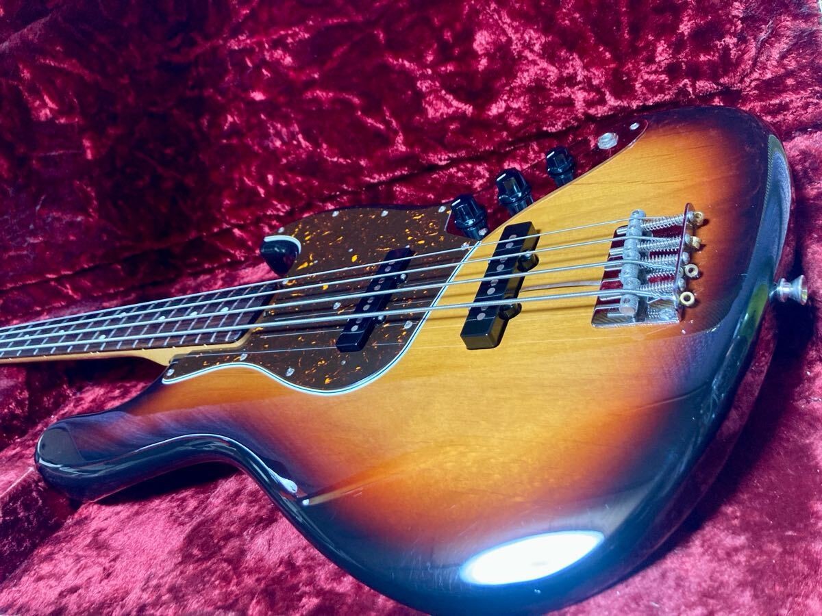 Fender Japan JB62-US '62 Jazz Bass Reissue 3TSB 2012 Made in Japan Used