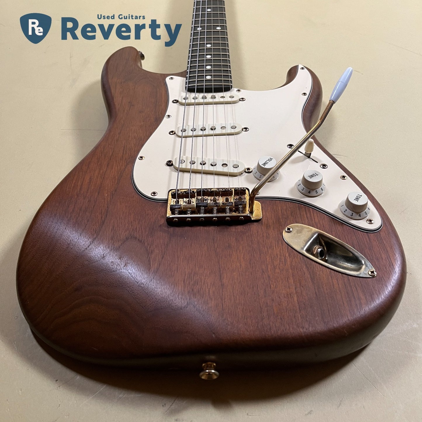 Fender ST62-115 WAL '62 Stratocaster Reissue Made in Japan 1985 Walnut Edition