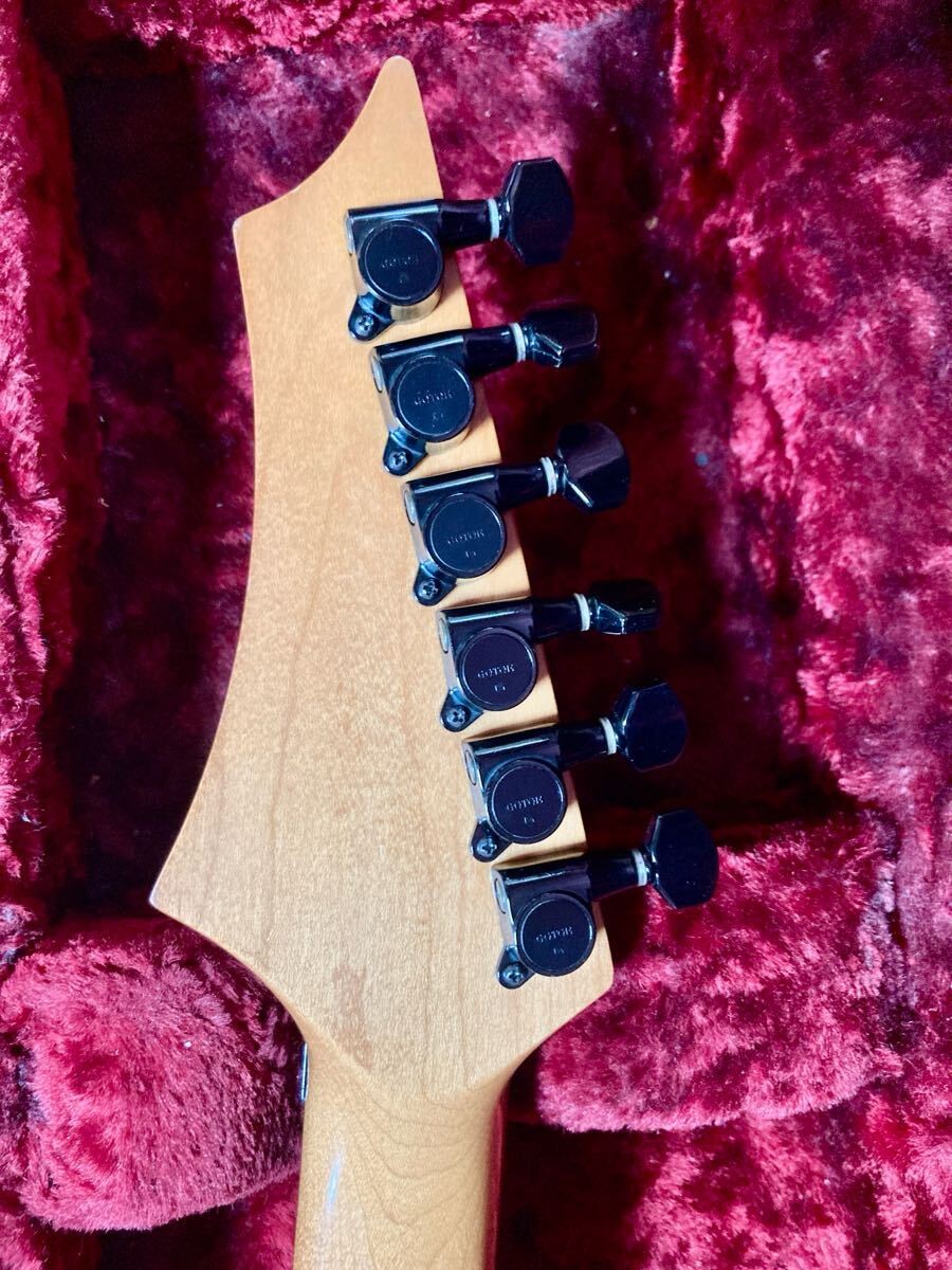 Charvel CDS-075 See Thru Violet Burst Made in Japan Electric Guitar Used