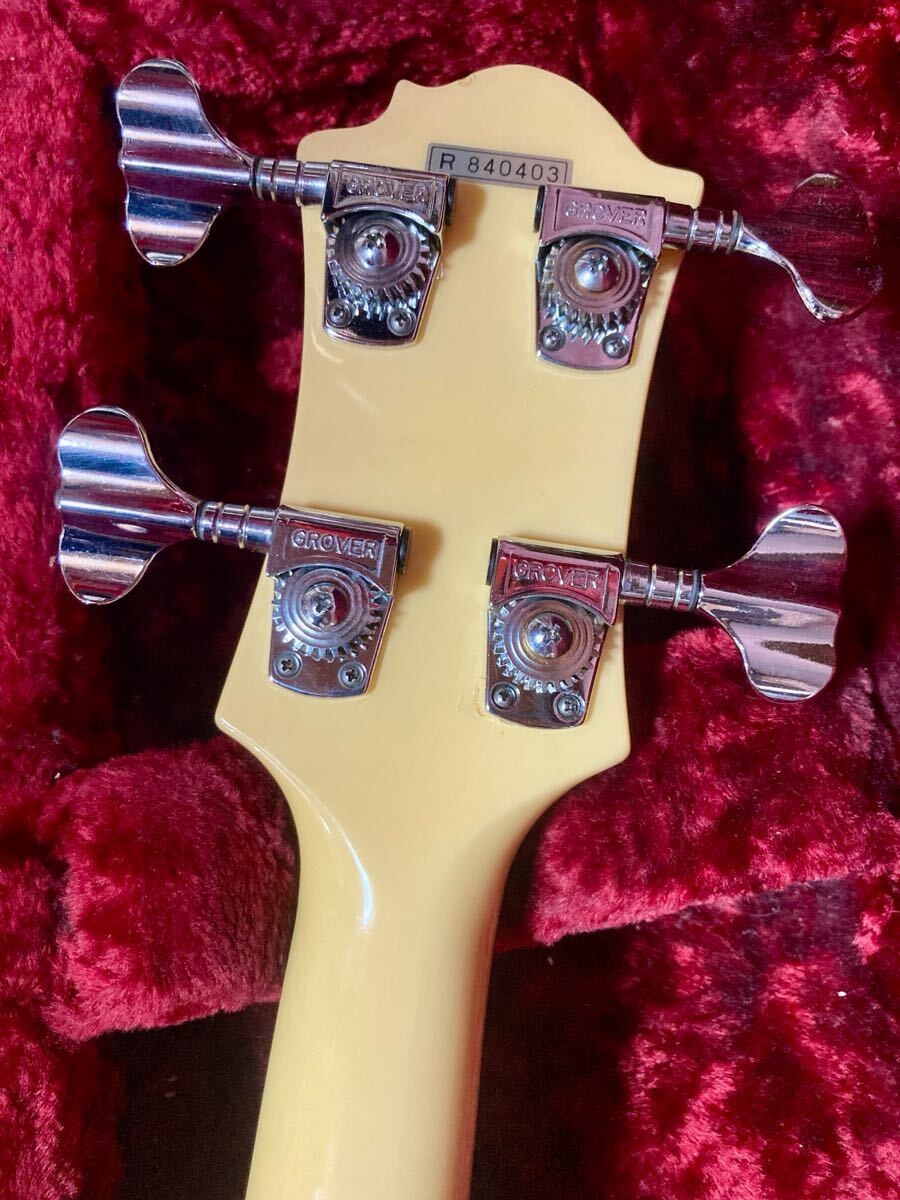B.C.RICH N.J. Series EAGLE BASS Fretless Mod White Electric Bass Guitar Used