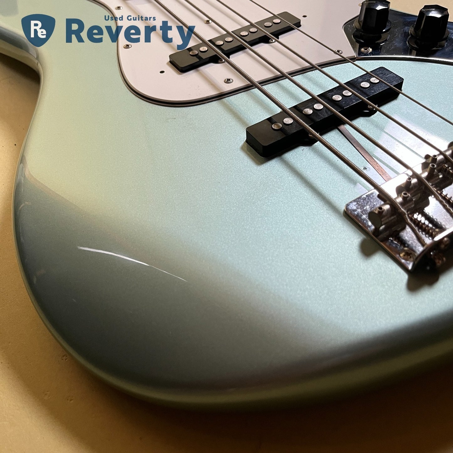 Fender JB62  '62 Reissue Jazz Bass Ocean Turquoise Metallic Made in Japan Used