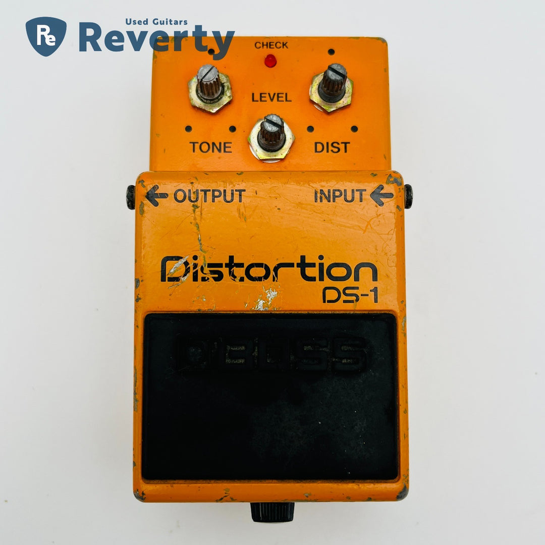 Boss DS-1 Distortion Guitar Effect Pedal Made in Taiwan Silver Label Used
