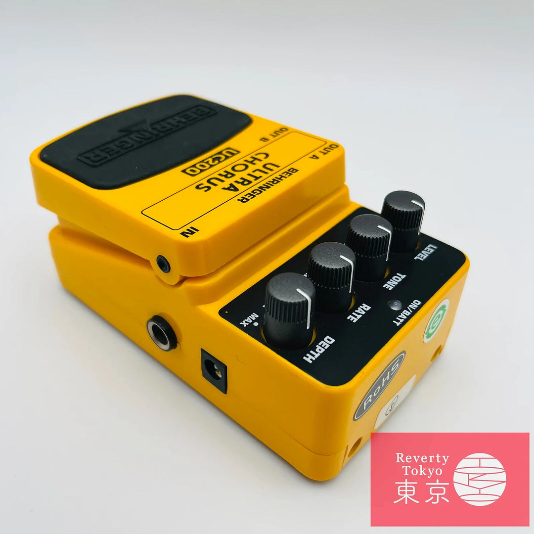 Behringer UC200 Ultra Chorus Guitar Effect Pedal 2010s Used from Japan