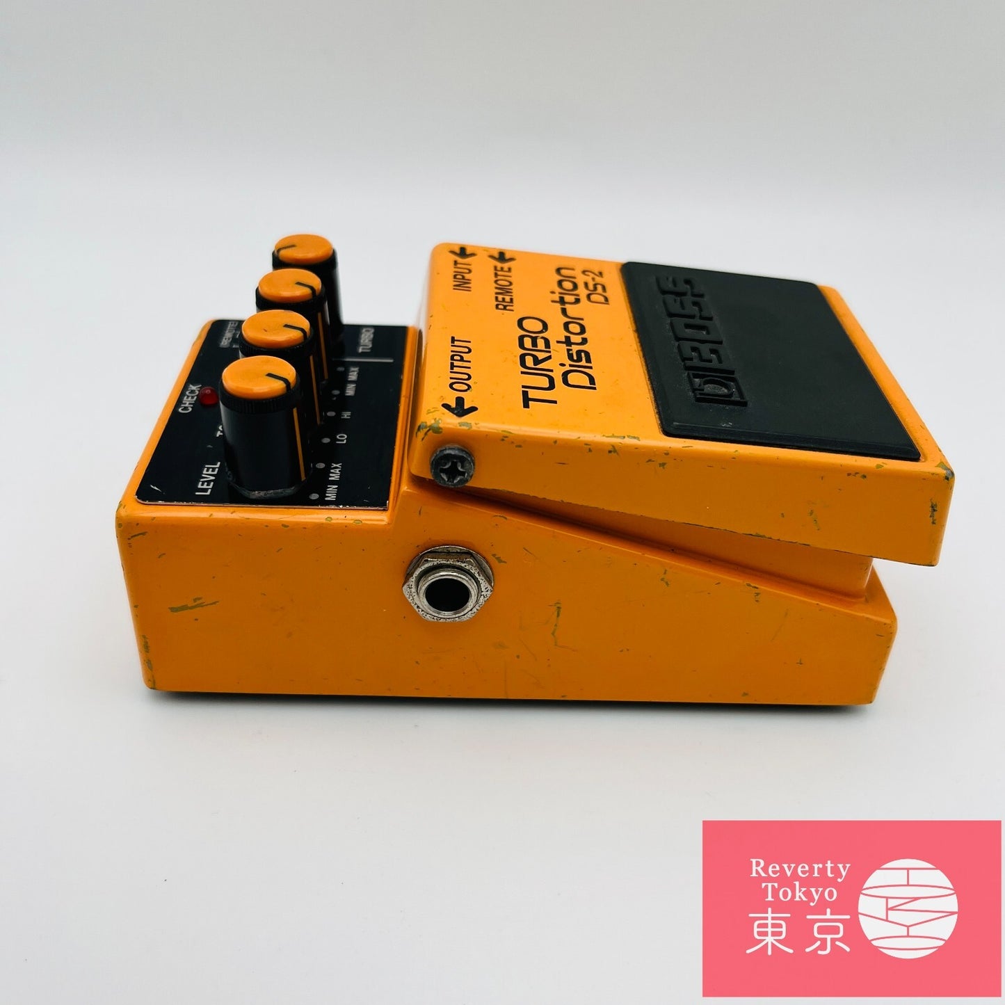 Boss DS-2 Turbo Distortion Guitar Effect Pedal Made in Taiwan Silver Label Used