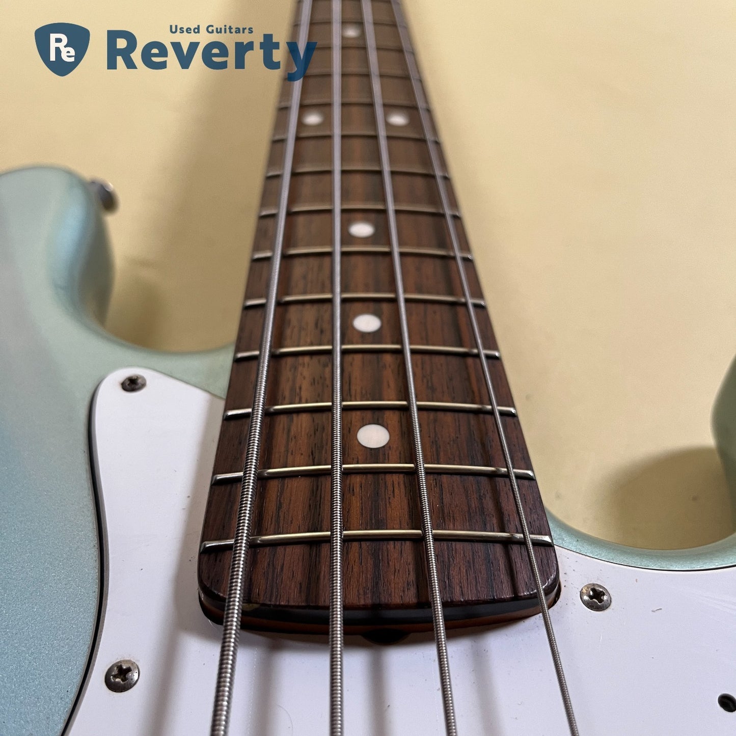 Fender JB62  '62 Reissue Jazz Bass Ocean Turquoise Metallic Made in Japan Used