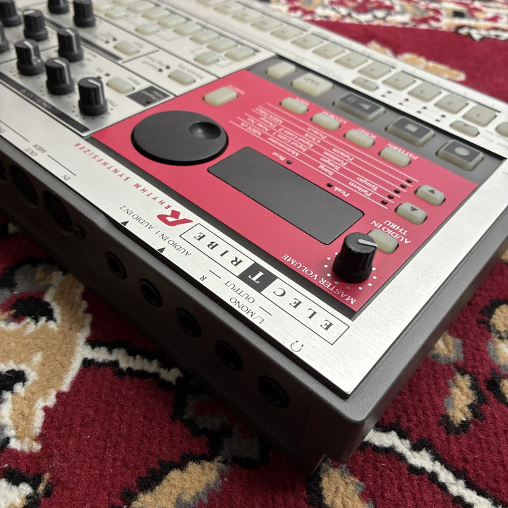 Korg Electribe R ER-1 Rhythm Synthesizer Drum Machine Original Non-mkII w/ PSU