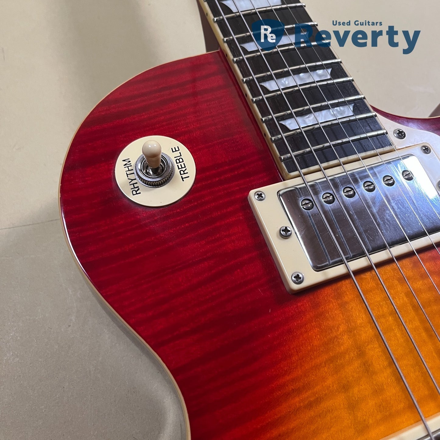K-ON! KLP-YUI Yui Hirasawa Les Paul Model Electric Guitar w/Original Hard Case