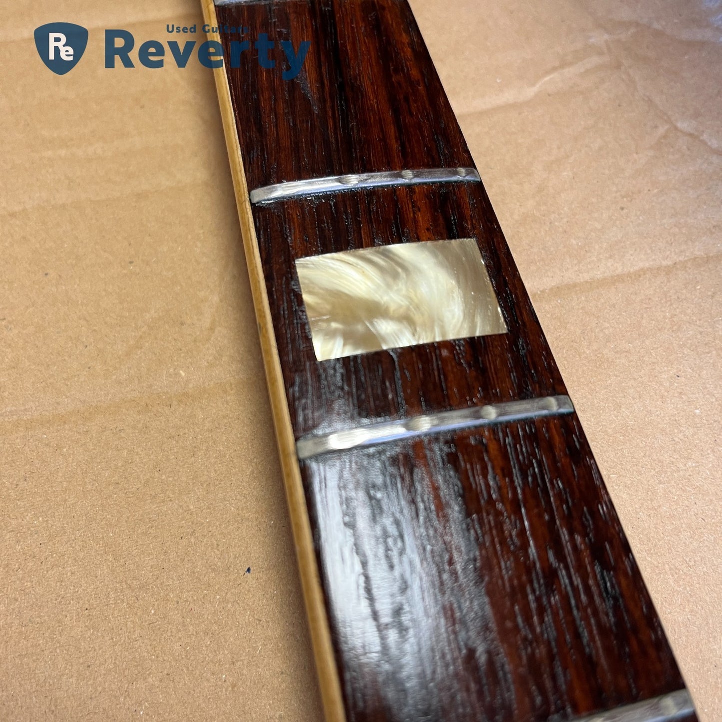 Fender Jazz Bass 1977 Vintage 3-bolt Rosewood Fretboard OWT w/Fender hard case
