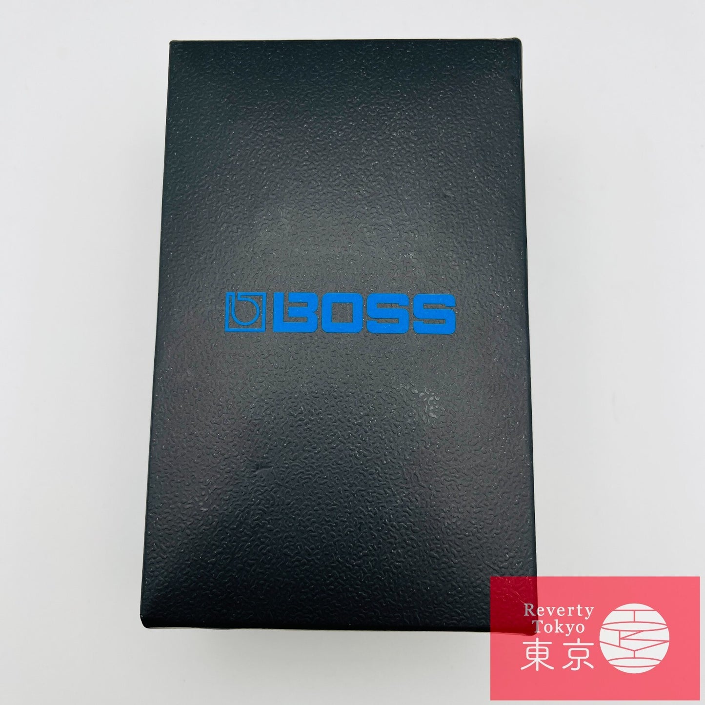 Boss SD-1 Super OverDrive Guitar Effect Pedal Made in Malaysia with Box Used