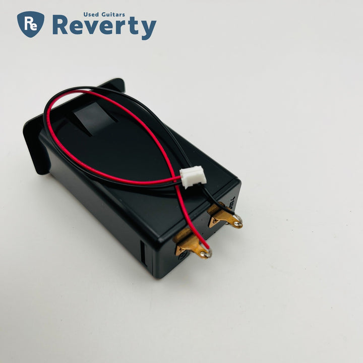 Yamaha Battery Box Case for CPX/APX Series Electric Acoustic Guitar Brand New