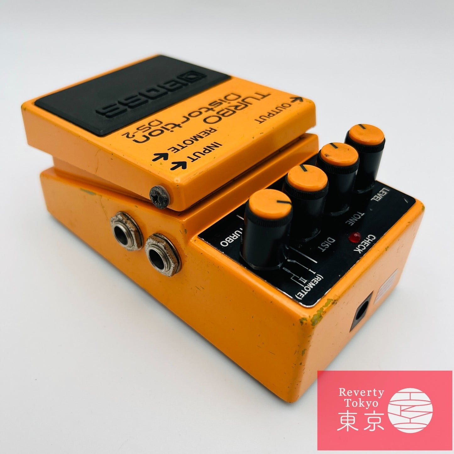 Boss DS-2 Turbo Distortion Guitar Effect Pedal Made in Taiwan Silver Label Used