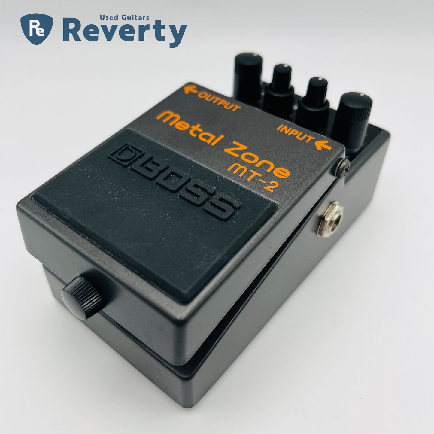 Boss MT-2 Metal Zone Distortion Guitar Effect Pedal Made in Taiwan Silver Label