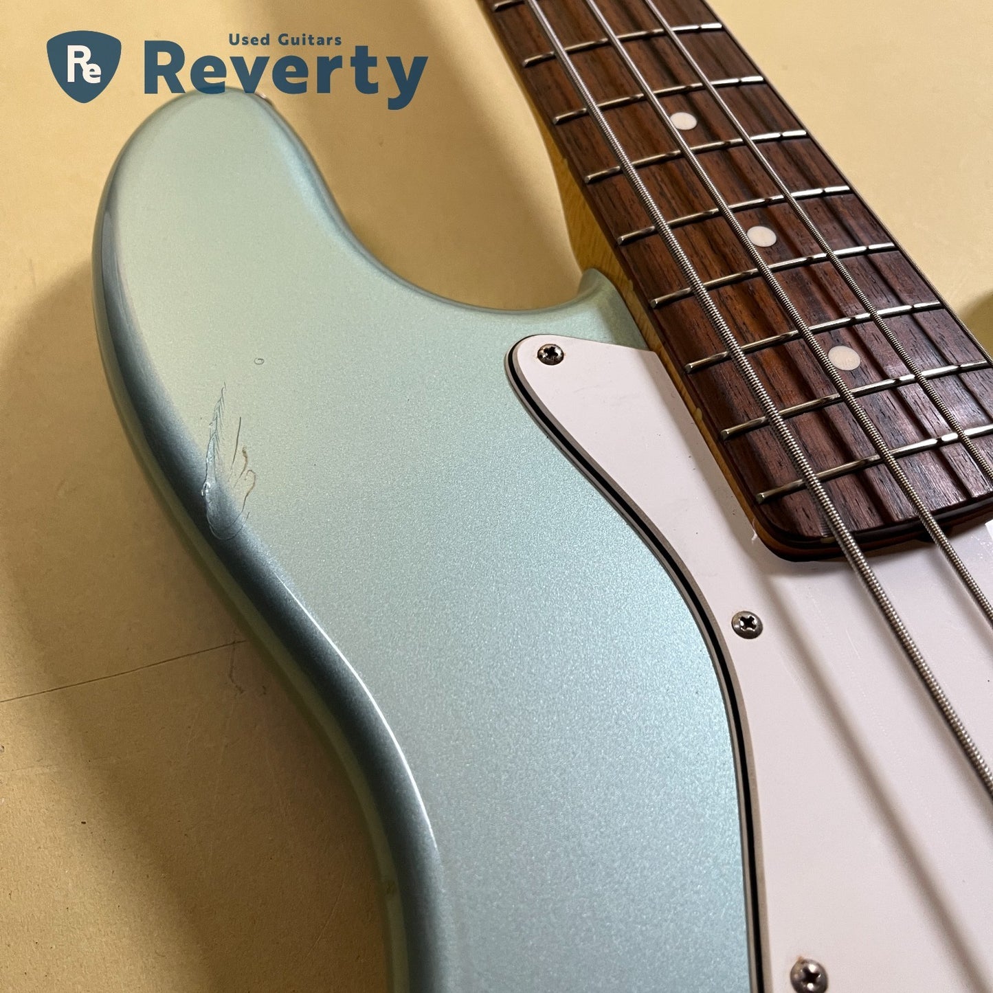 Fender JB62  '62 Reissue Jazz Bass Ocean Turquoise Metallic Made in Japan Used