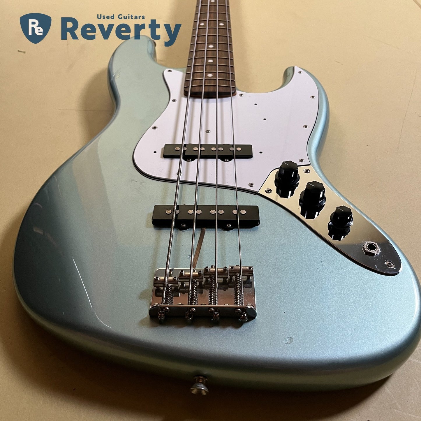 Fender JB62  '62 Reissue Jazz Bass Ocean Turquoise Metallic Made in Japan Used