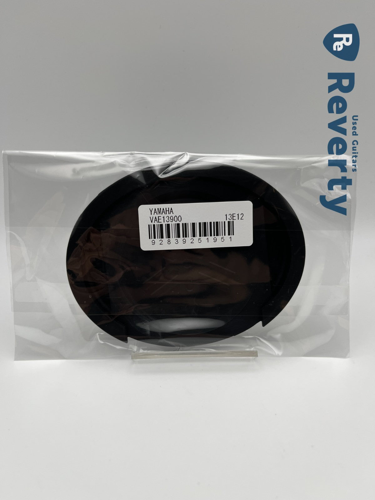 Yamaha Acoustic guitar Sound hall cover VAE13900 for APX / NTX Series Brand new