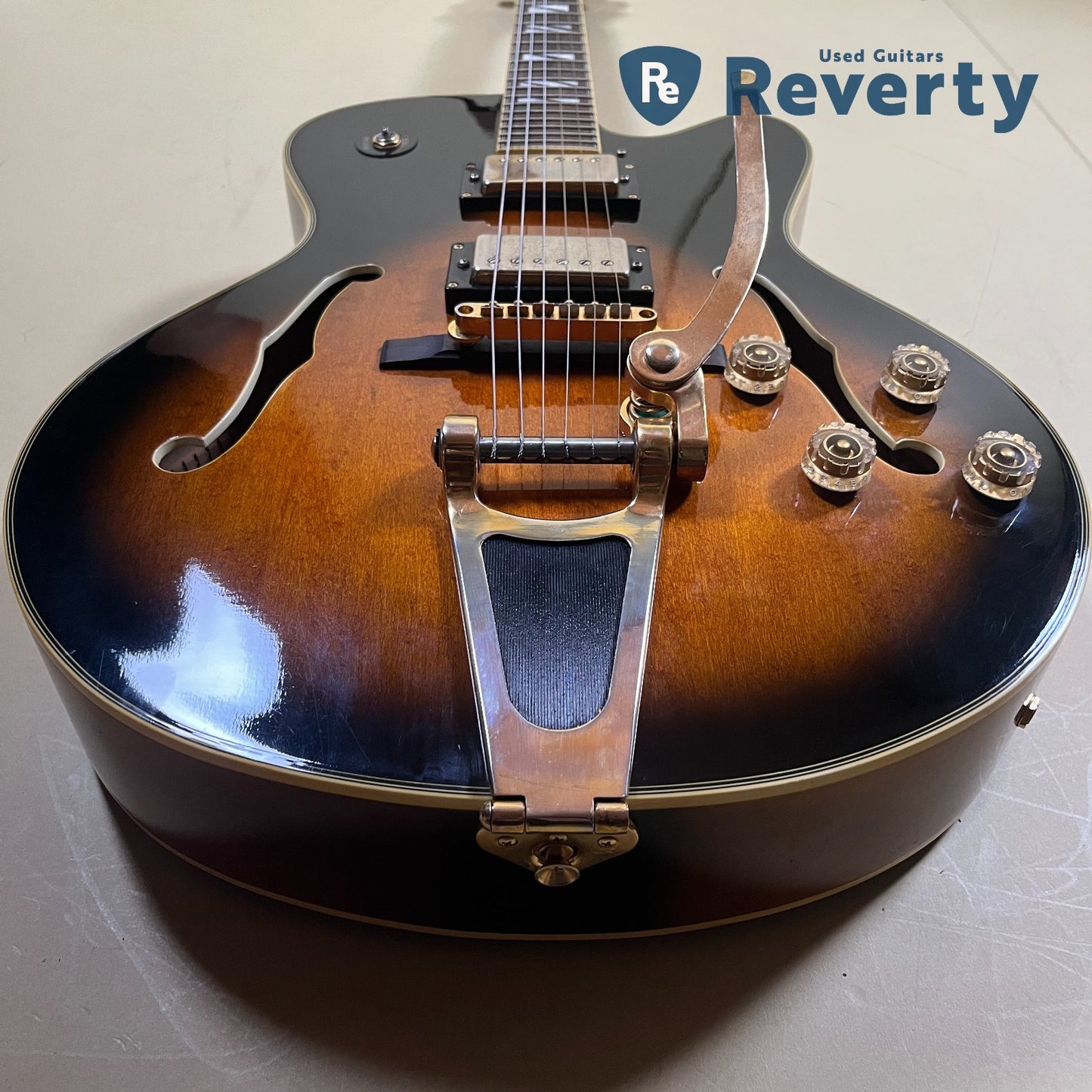 Aria Pro II FA-70TR BRSB Jazz Hollowbody Archtop electric guitar w/Hard case