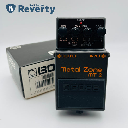 Boss MT-2 Metal Zone Distortion Guitar Effect Pedal Made in Taiwan Silver Label