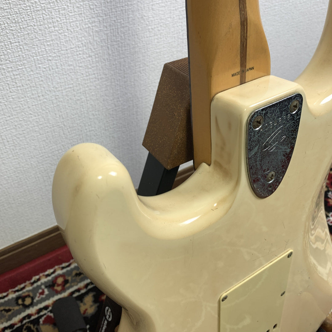 1985-86 Fender Japan ST72 &