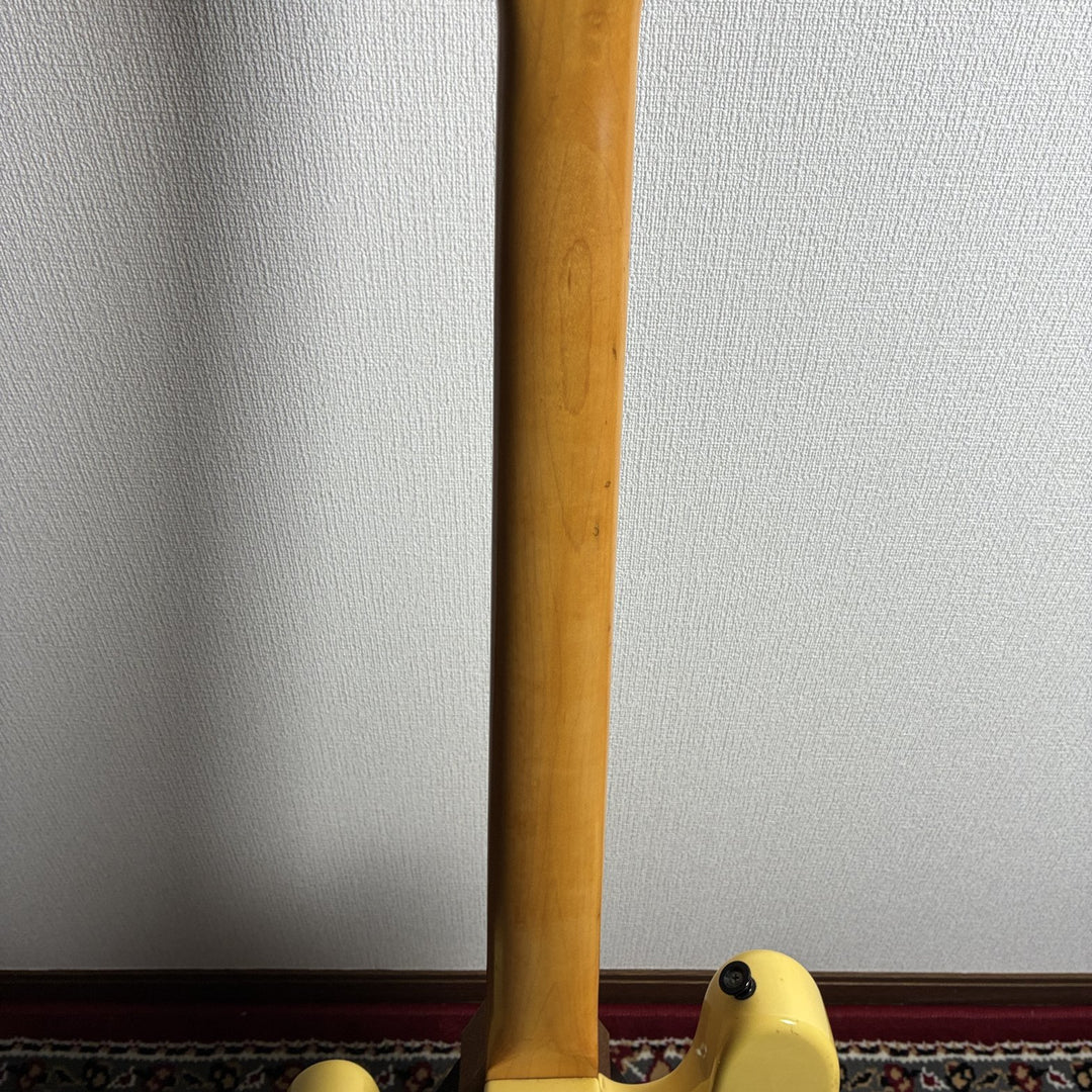 1986-1989 Charvel Model 1B Bass MIJ Vintage White Maple Jackson J-20 Japan