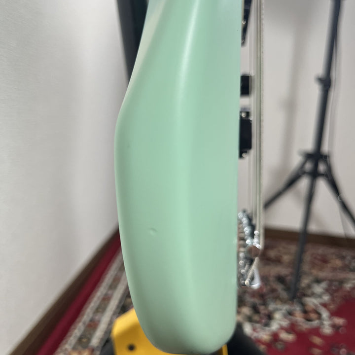 2022 Fender Made in Japan Junior Collection Jazz Bass Short Scale Surf Green MIJ