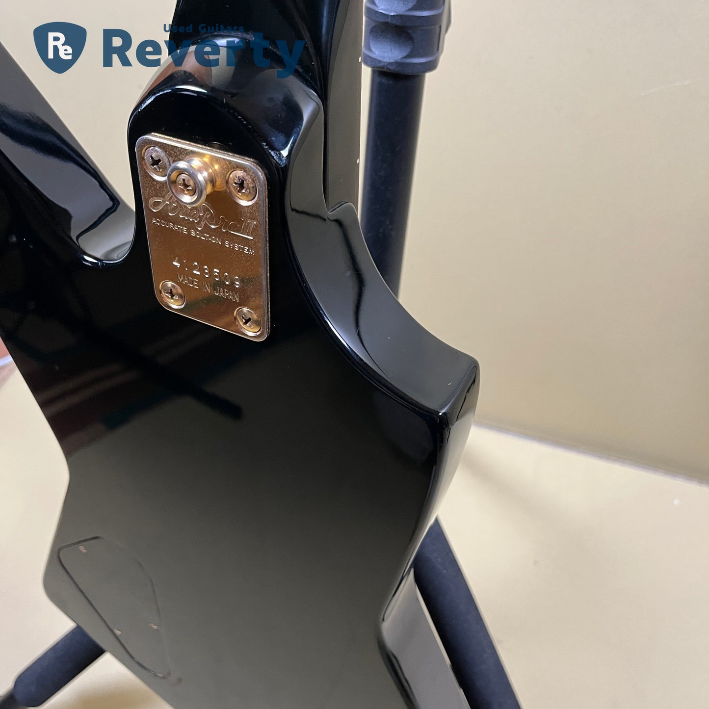 Aria Pro Ⅱ ZZB Deluxe Explorer Bass All Black Made in Japan 1984 Used