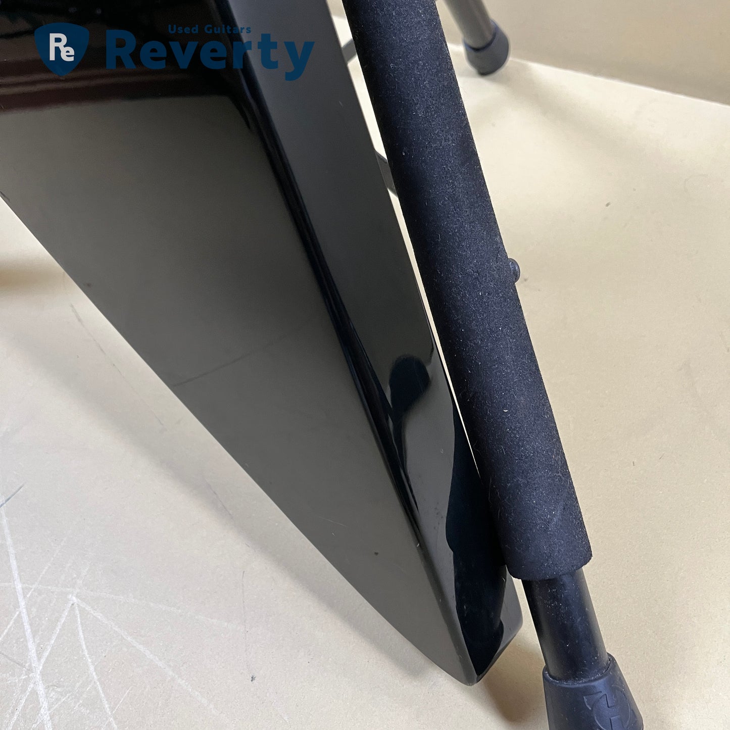 Aria Pro Ⅱ ZZB Deluxe Explorer Bass All Black Made in Japan 1984 Used