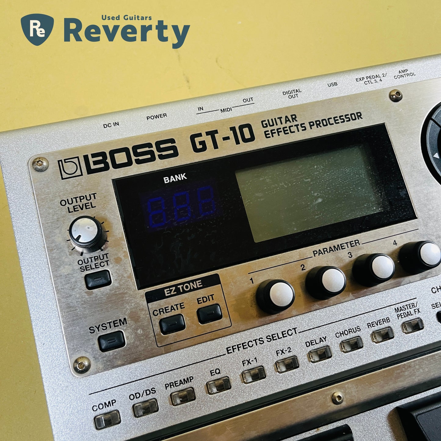 Boss GT-10 Guitar Multi-Effects Floor Processor Pedal Board Used