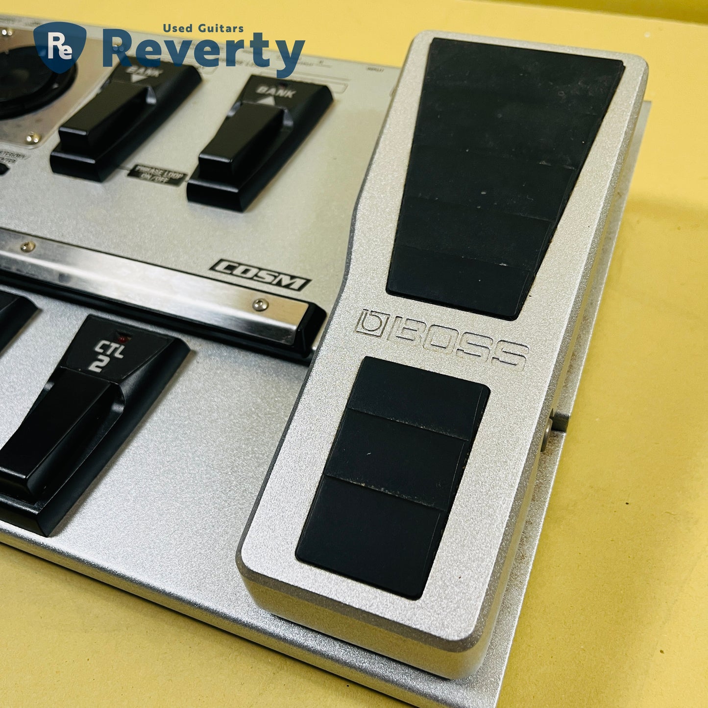 Boss GT-10 Guitar Multi-Effects Floor Processor Pedal Board Used