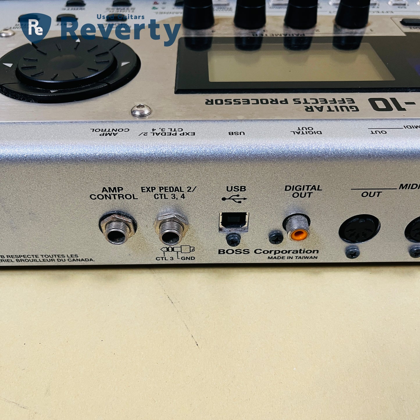 Boss GT-10 Guitar Multi-Effects Floor Processor Pedal Board Used