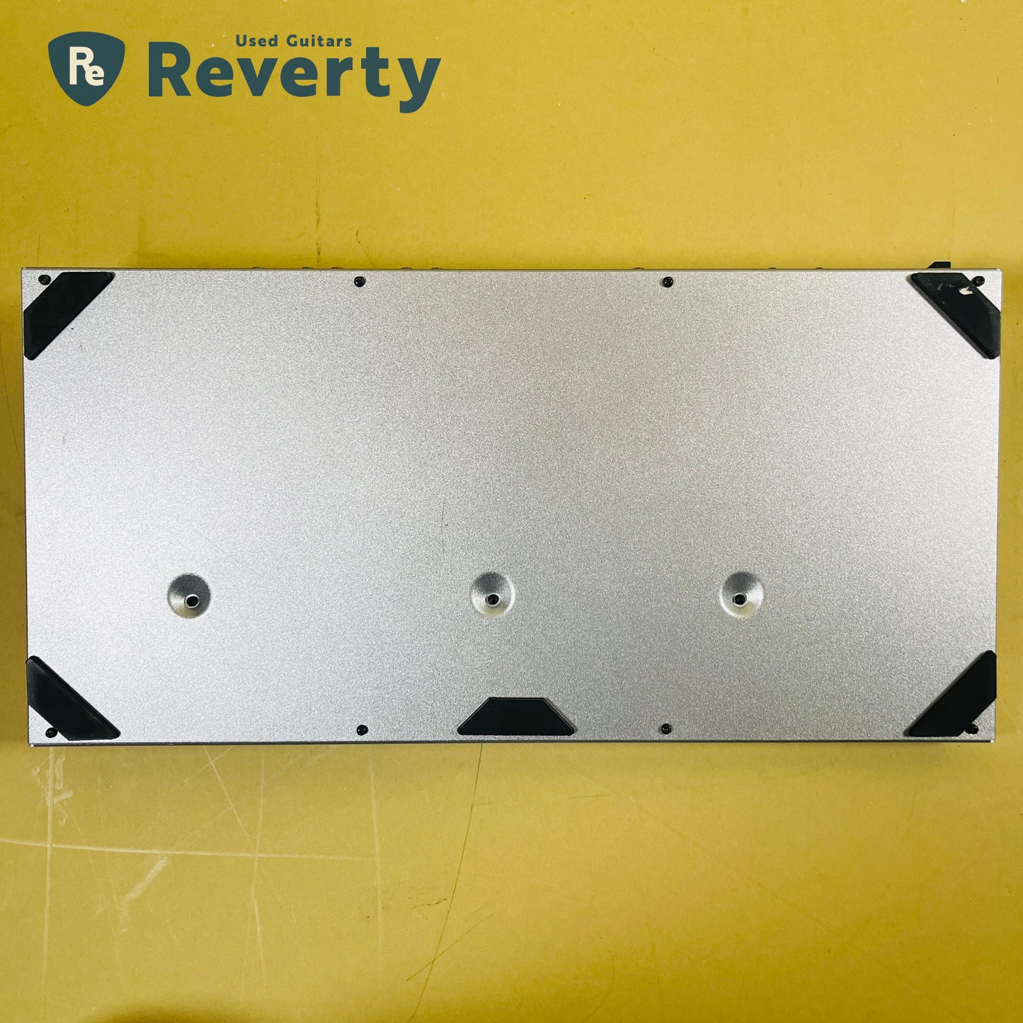 Boss GT-10 Guitar Multi-Effects Floor Processor Pedal Board Used