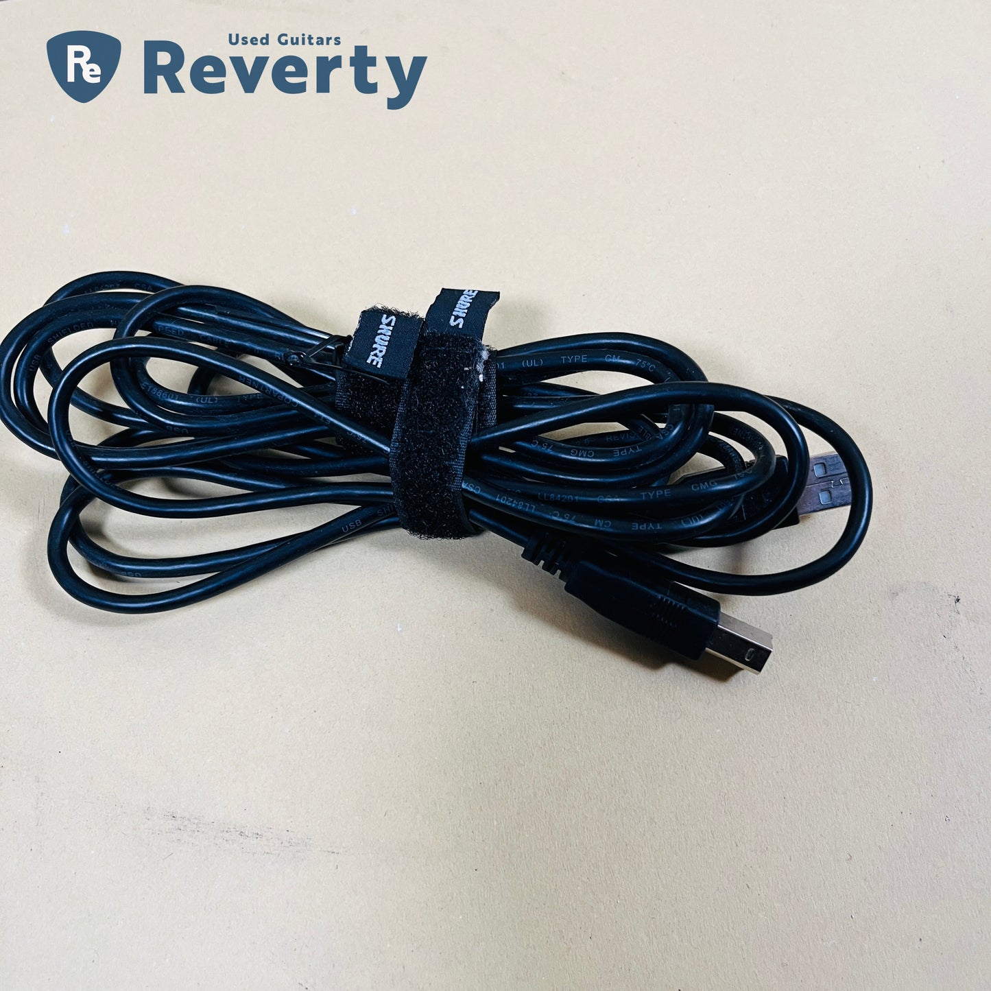 Boss GT-10 Guitar Multi-Effects Floor Processor Pedal Board Used